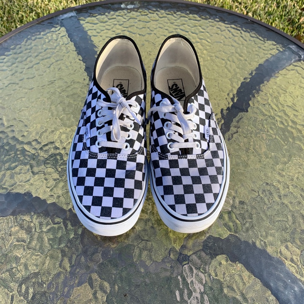 Checkerboard pattern Vans